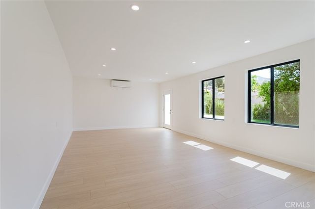 941 Sherlock Drive, Burbank, CA 91501