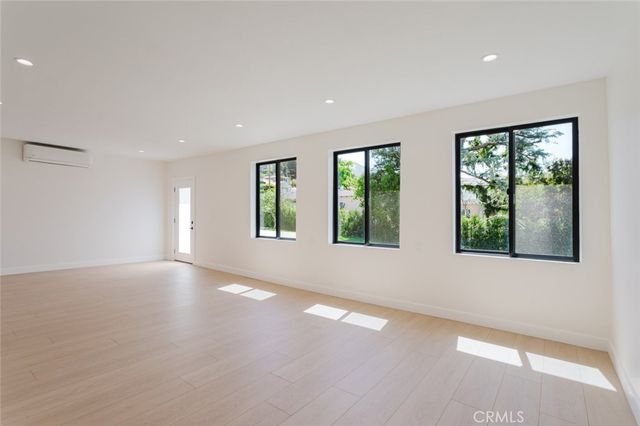941 Sherlock Drive, Burbank, CA 91501