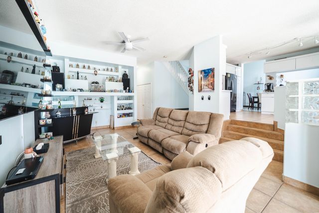 18438 NW 11th Street, Pembroke Pines, FL 33029