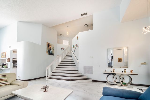 18438 NW 11th Street, Pembroke Pines, FL 33029