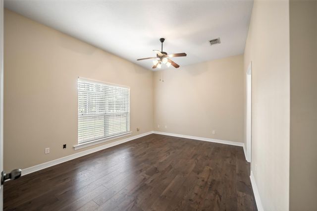 17709 W Terrace Oaks Drive, Waller, TX 77484