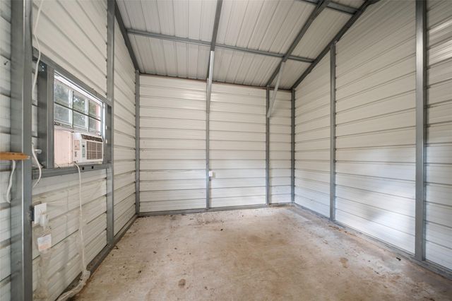 17709 W Terrace Oaks Drive, Waller, TX 77484