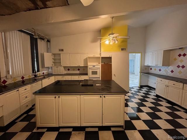 20551 Norwood Drive, Southfield, MI 48075