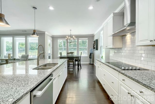 5925 Gatekeeper Lane, Mint Hill, NC 28227