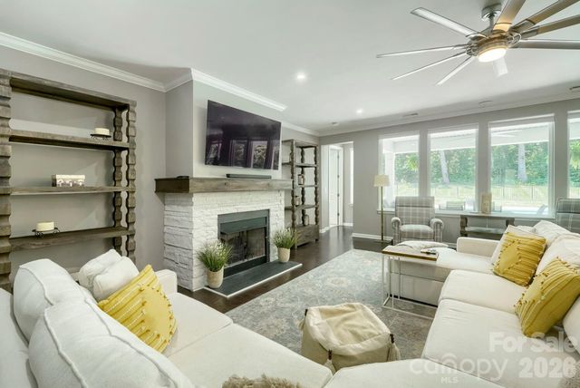 5925 Gatekeeper Lane, Mint Hill, NC 28227