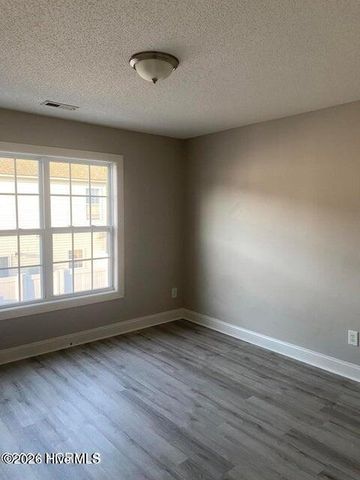 4247 Dudleys Grant Drive H, Winterville, NC 28590