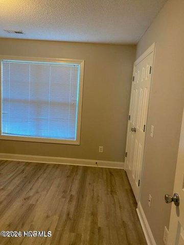 4247 Dudleys Grant Drive H, Winterville, NC 28590