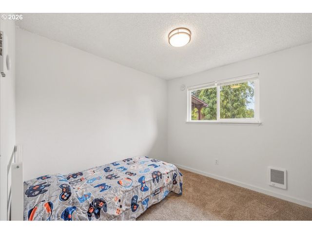 8615 Nw 13TH Ct, Vancouver, WA 98665
