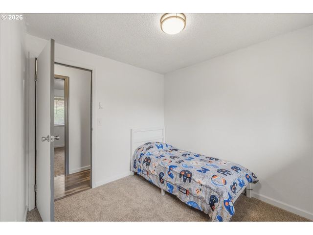 8615 Nw 13TH Ct, Vancouver, WA 98665