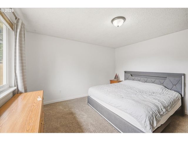 8615 Nw 13TH Ct, Vancouver, WA 98665