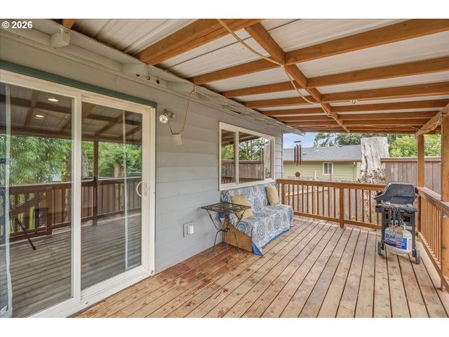 8615 Nw 13TH Ct, Vancouver, WA 98665