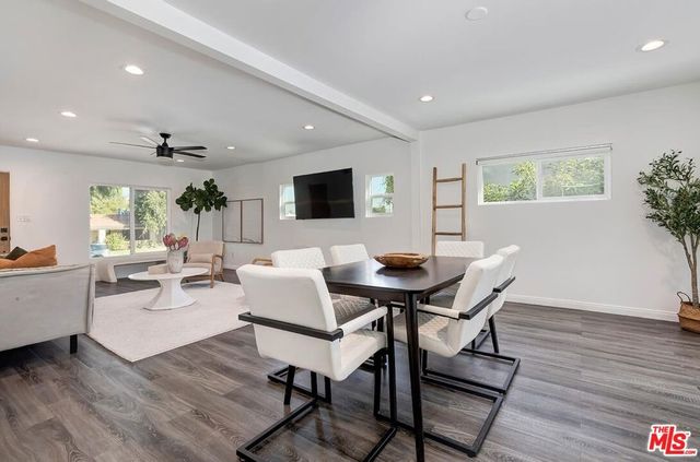 2616 W 73rd Street, Los Angeles, CA 90043