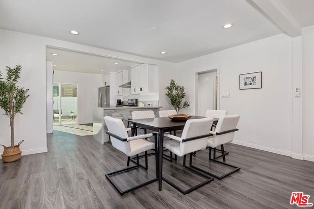 2616 W 73rd Street, Los Angeles, CA 90043