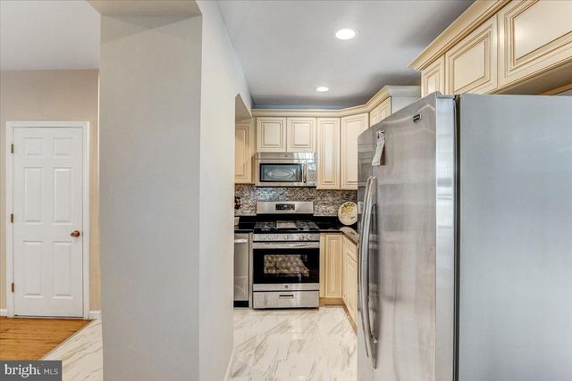 2320 MINNESOTA AVE SE, Washington, DC 20020