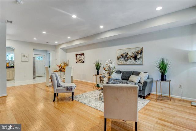 2320 MINNESOTA AVE SE, Washington, DC 20020