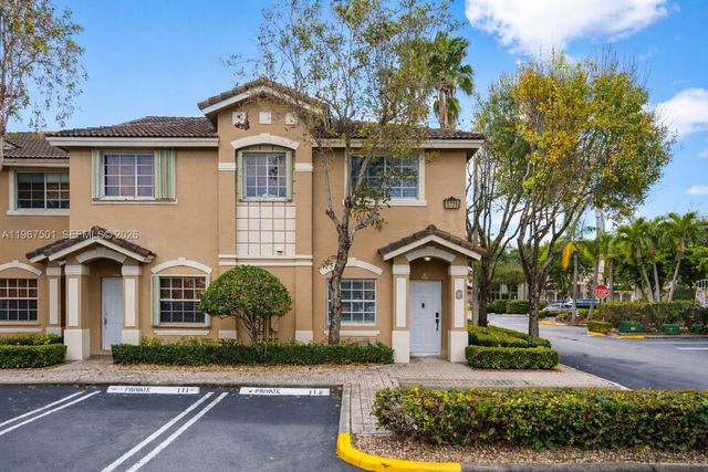 5725 NW 114th Path 114, Doral, FL 33178