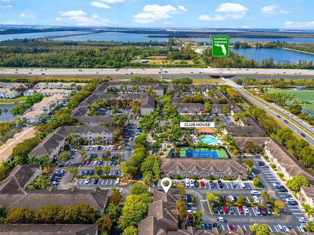 5725 NW 114th Path 114, Doral, FL 33178