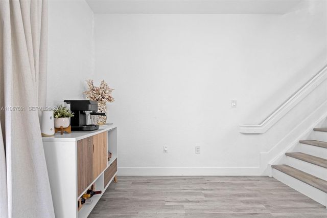 5725 NW 114th Path 114, Doral, FL 33178