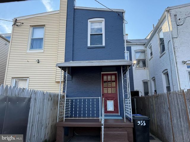 355 HAZEL ST, Reading, PA 19611