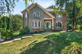 7019 Hadley Ct, Louisville, KY 40241