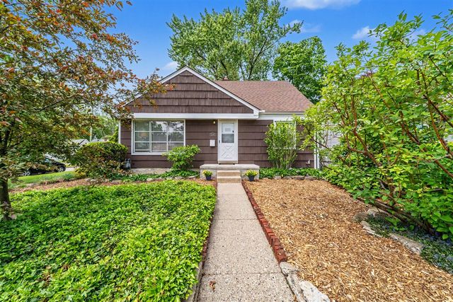 1136 Lester Avenue, Ypsilanti, MI 48198