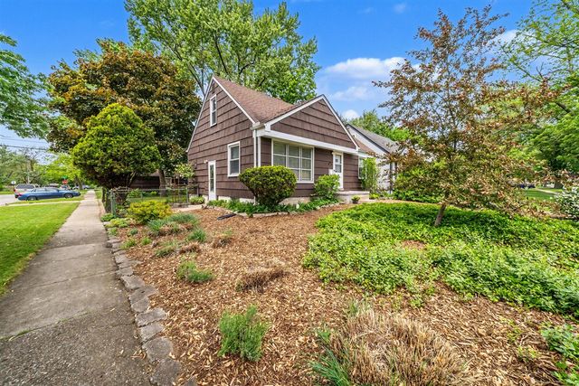 1136 Lester Avenue, Ypsilanti, MI 48198