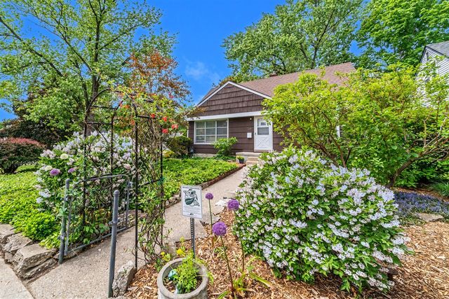 1136 Lester Avenue, Ypsilanti, MI 48198
