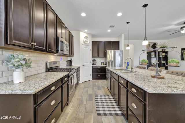 5263 W LEODRA Lane, Laveen, AZ 85339