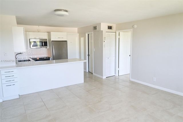 3000 N Ocean Boulevard 407, Fort Lauderdale, FL 33308