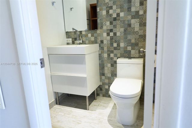 3000 N Ocean Boulevard 407, Fort Lauderdale, FL 33308