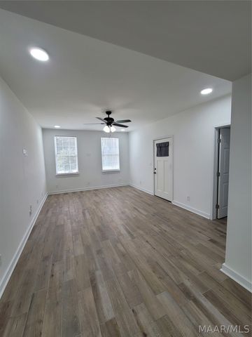 1524 B Madison Avenue, Montgomery, AL 36107