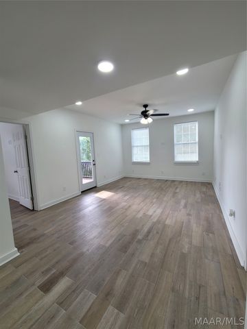 1524 B Madison Avenue, Montgomery, AL 36107