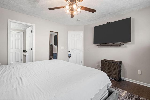 409 Lockmead Drive, Pataskala, OH 43062