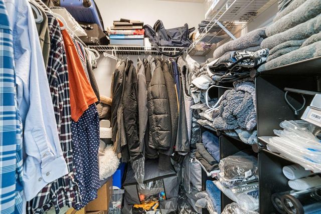 409 Lockmead Drive, Pataskala, OH 43062