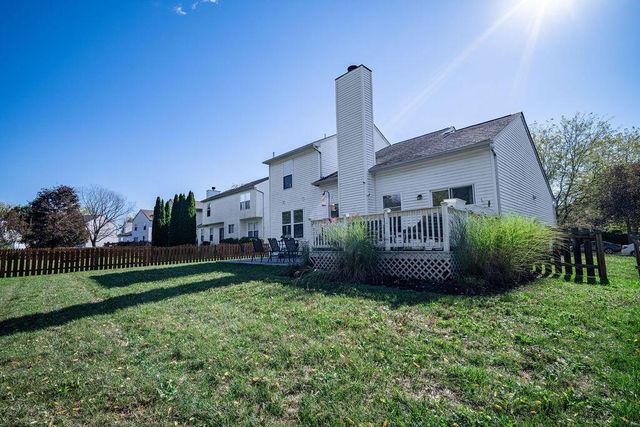 409 Lockmead Drive, Pataskala, OH 43062