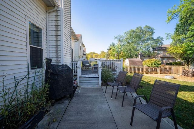 409 Lockmead Drive, Pataskala, OH 43062