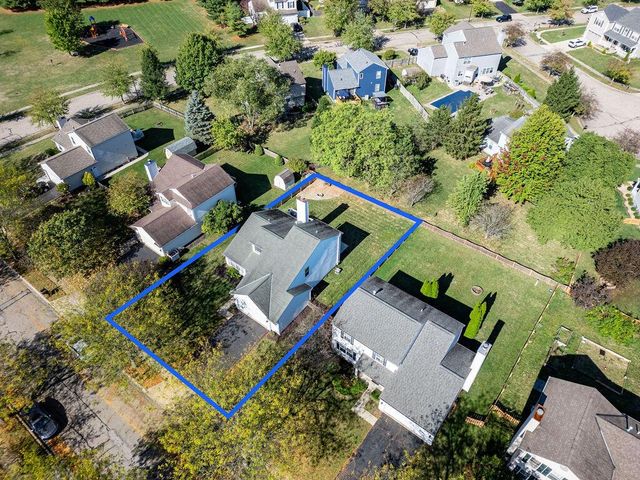 409 Lockmead Drive, Pataskala, OH 43062