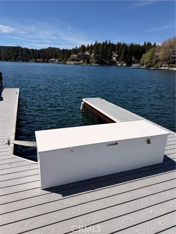 28065 Peninsula, Lake Arrowhead, CA 92352