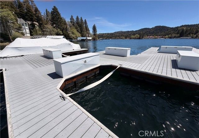 28065 Peninsula, Lake Arrowhead, CA 92352