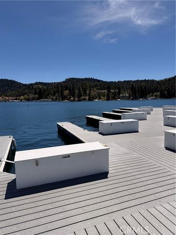 28065 Peninsula, Lake Arrowhead, CA 92352