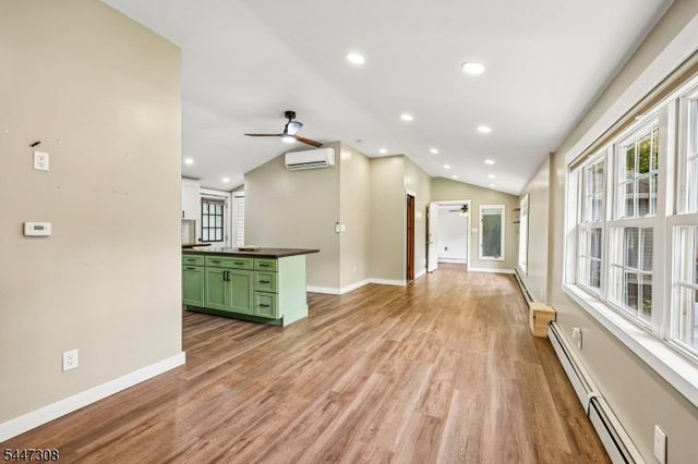 8 Summit Rd, Hardyston Twp., NJ 07460
