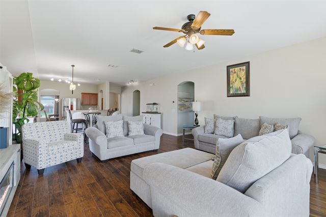 301 Long Prairie Drive, Forney, TX 75126
