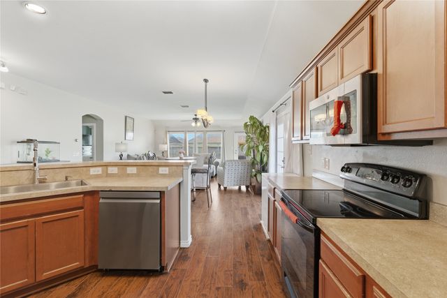 301 Long Prairie Drive, Forney, TX 75126
