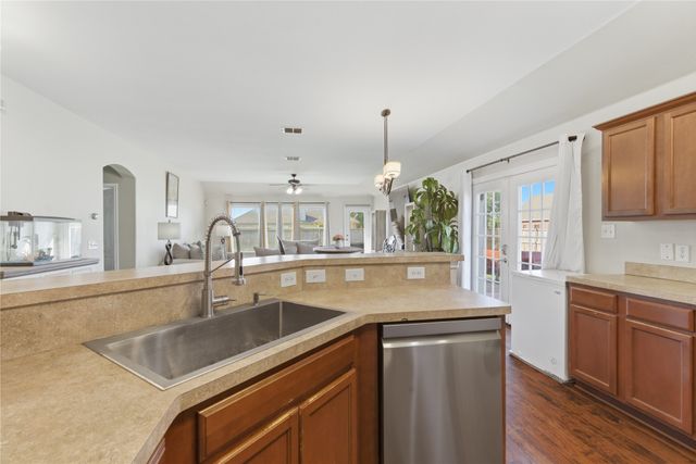 301 Long Prairie Drive, Forney, TX 75126