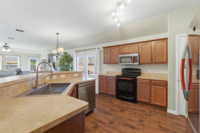 301 Long Prairie Drive, Forney, TX 75126