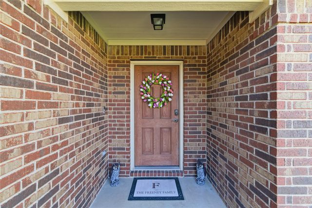 301 Long Prairie Drive, Forney, TX 75126