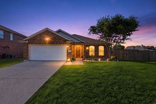 301 Long Prairie Drive, Forney, TX 75126