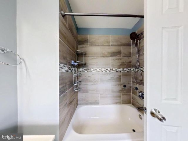 6955 AQUAMARINE CT, Capitol Heights, MD 20743