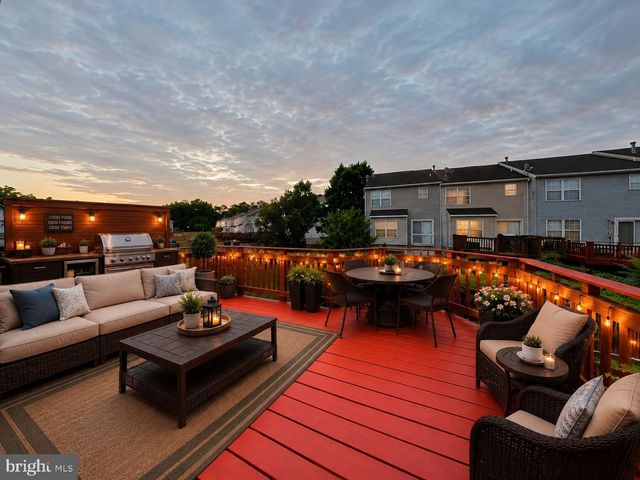 6955 AQUAMARINE CT, Capitol Heights, MD 20743