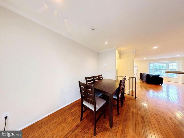 6955 AQUAMARINE CT, Capitol Heights, MD 20743